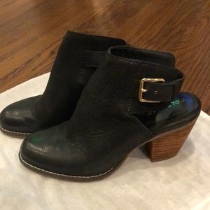 *Like New* Cole Haan Leather Ankle Boots